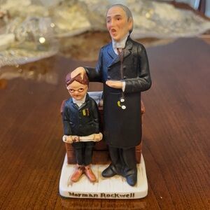 NORMAN ROCKWELL SCHOOLMASTER VINTAGE porcelain FIGURINE NR-210